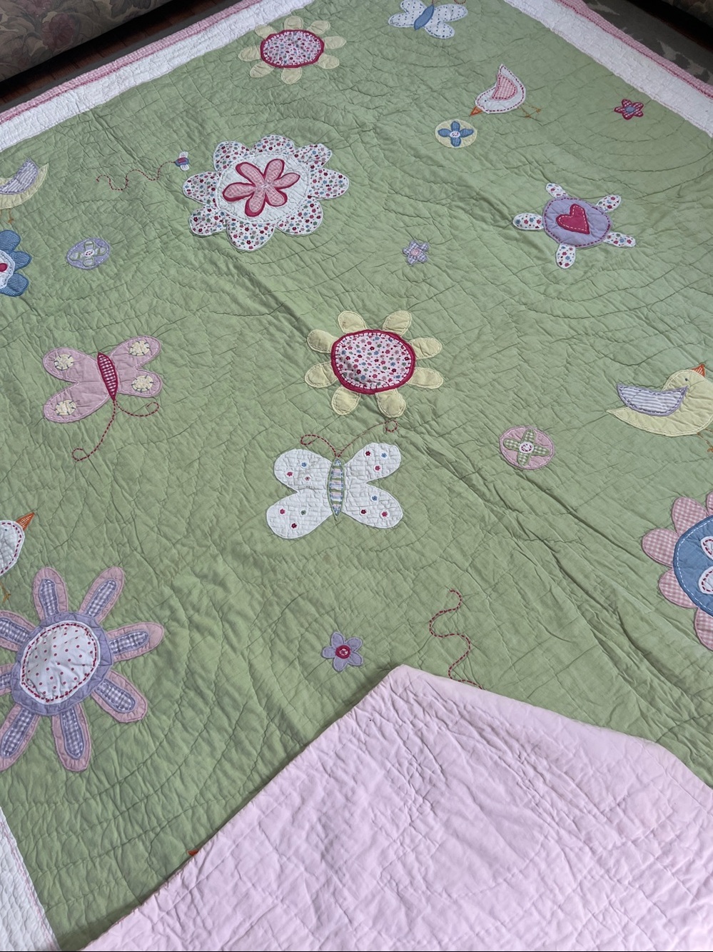 Pottery Barn Kids Daisy Garden Pastel Floral & Butterfly Appliqué Quilt & Sham - Picture 10 of 13